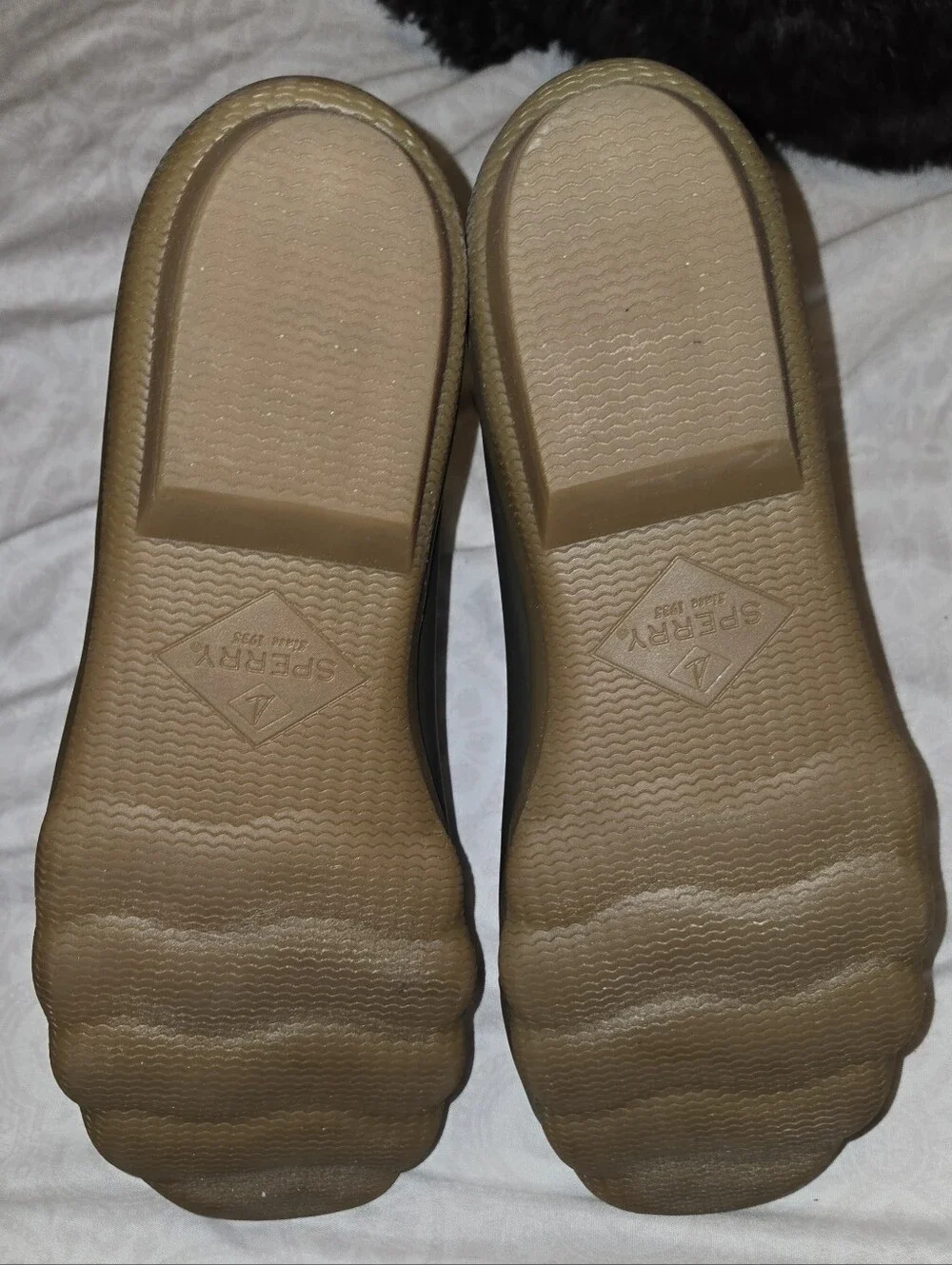 Sperry Women’s Olive Green Camo Duck Boots Size 11